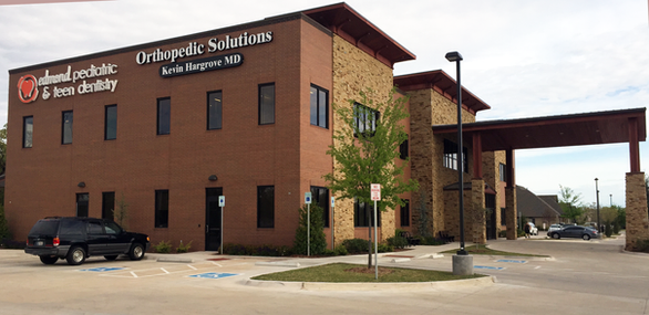 Main Clinic Conveniently located at I-35 & 2nd Street